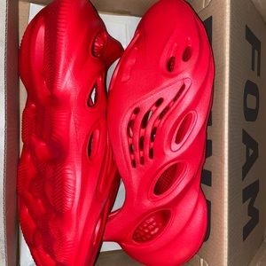 Yeezy Foam Runner Vermillion